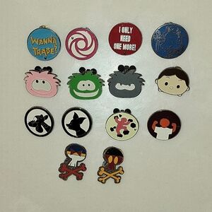 14 Walt Disney enamel metal collectable pins, Hidden Mickey, piglet, tigger